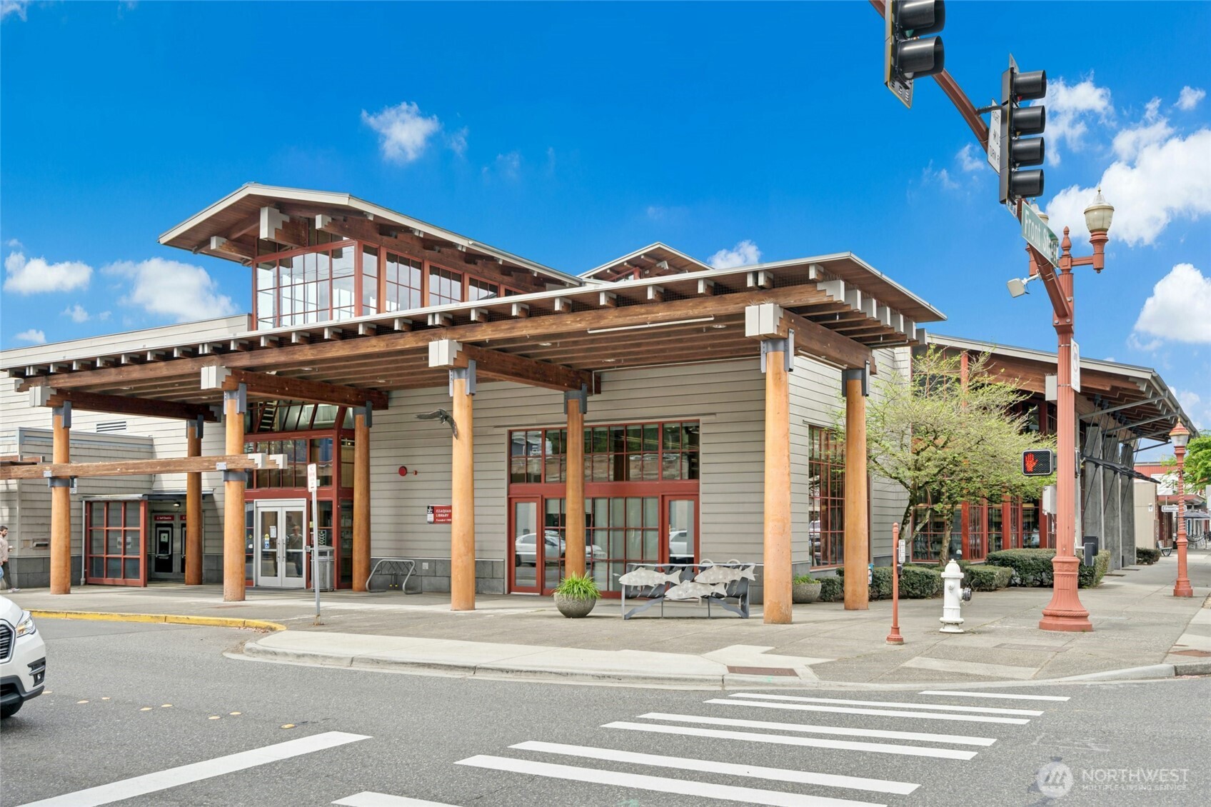 250 NW Dogwood Street #C201, Issaquah, WA 98027