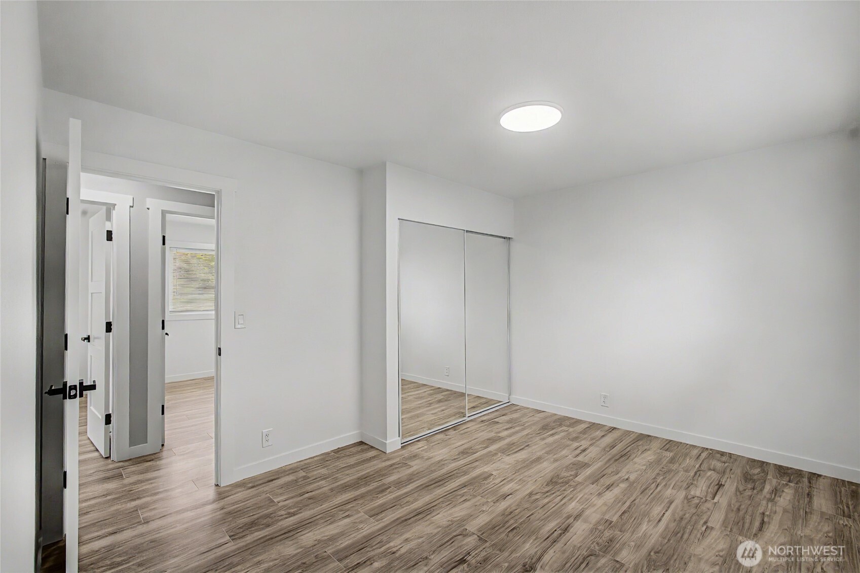 24717 S 35th Avenue , Kent, WA 98032