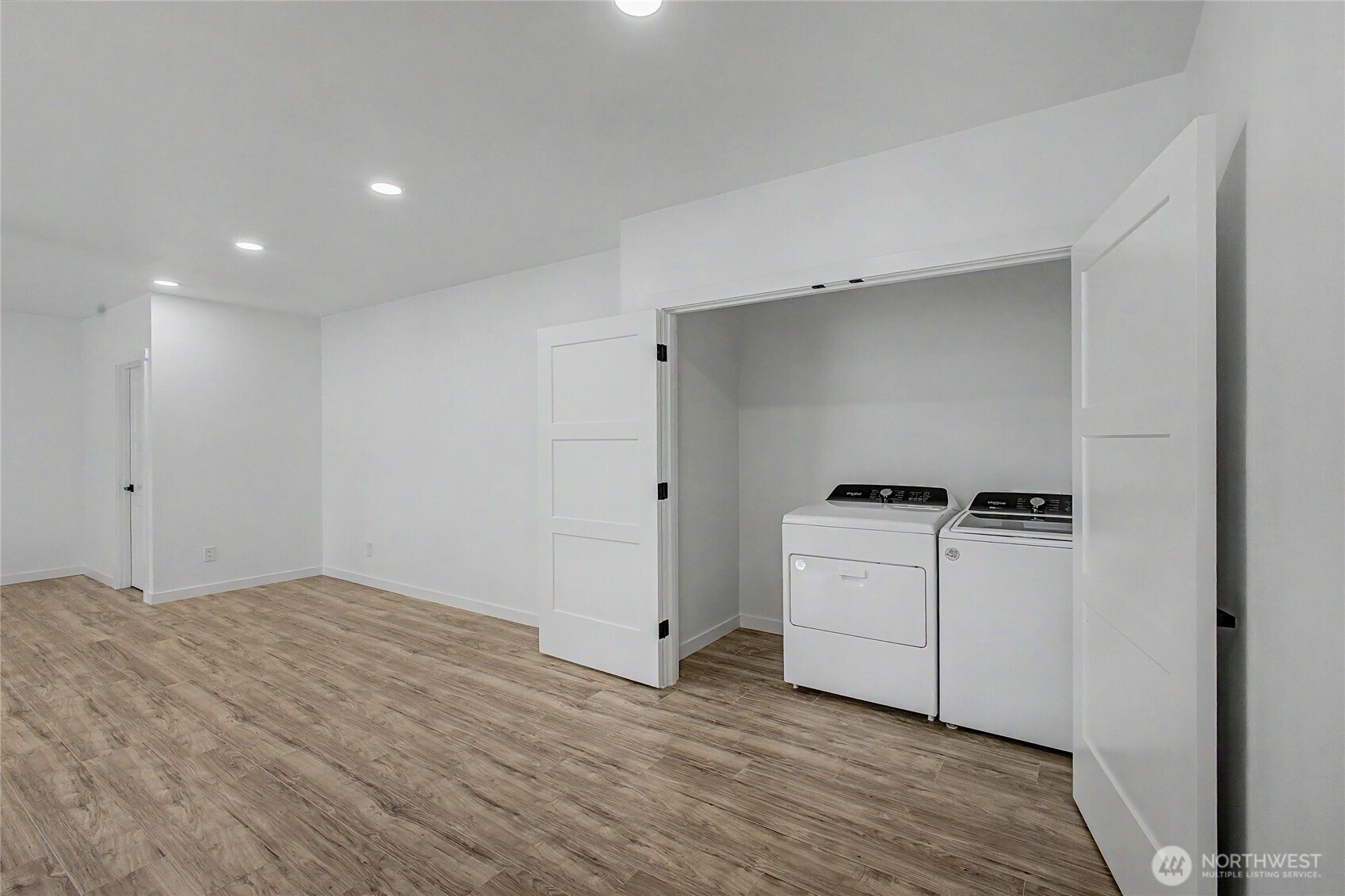 24717 S 35th Avenue , Kent, WA 98032