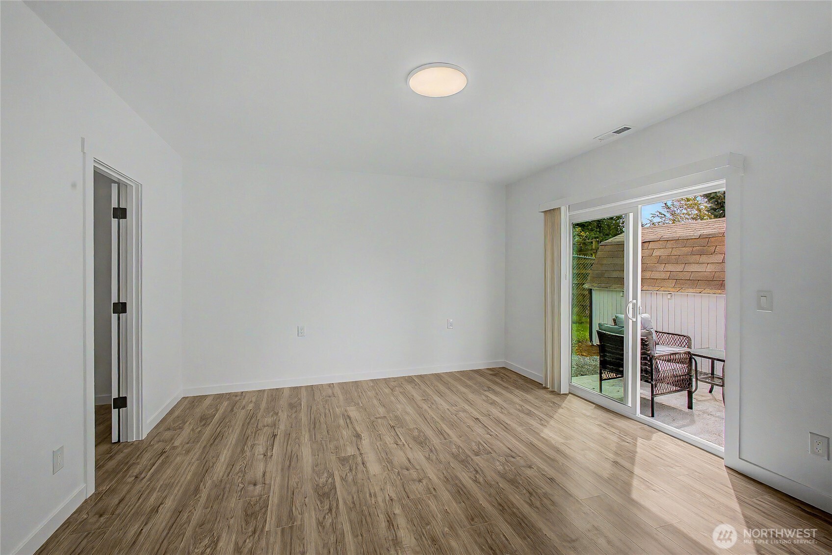 24717 S 35th Avenue , Kent, WA 98032