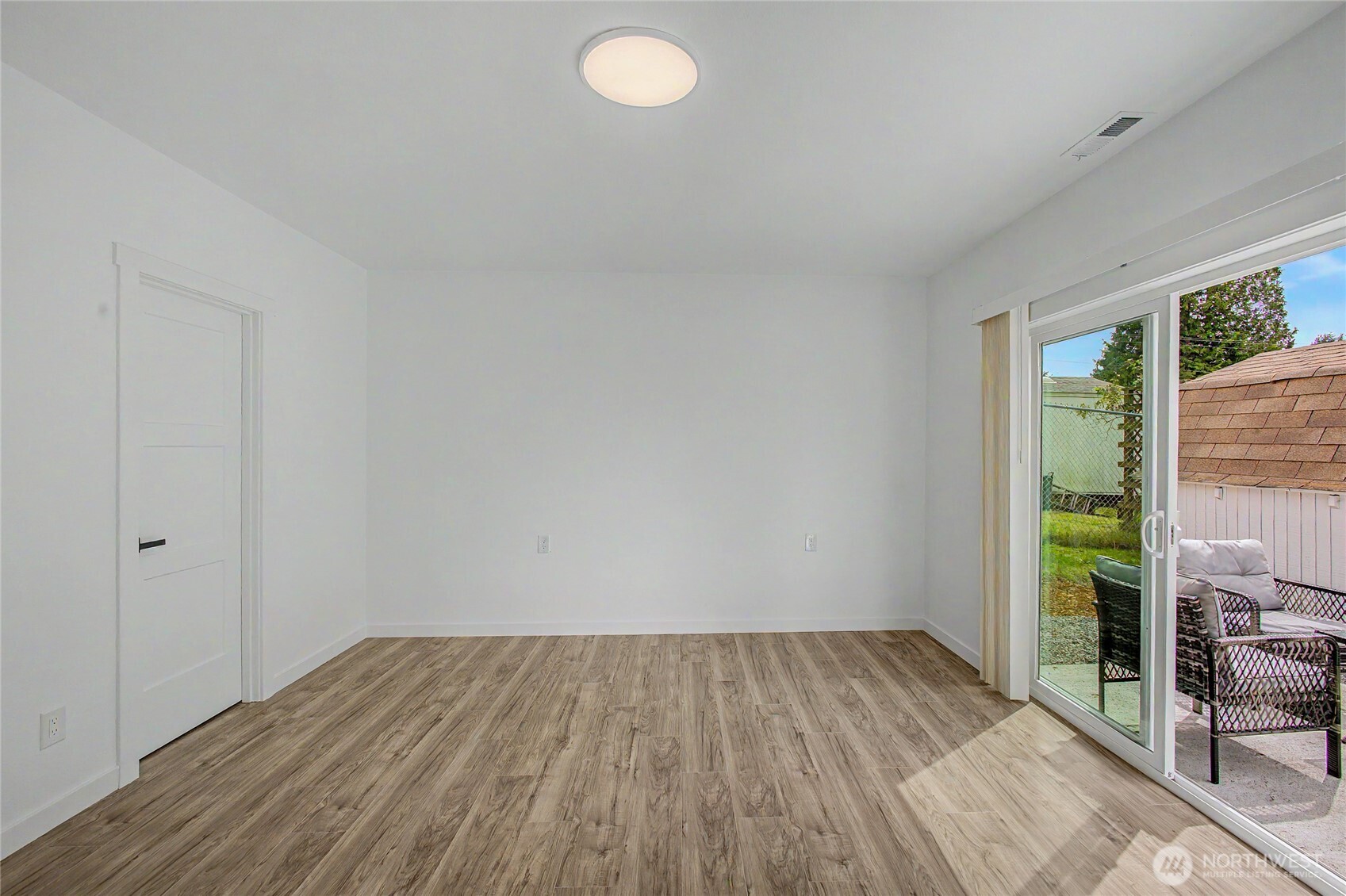 24717 S 35th Avenue , Kent, WA 98032