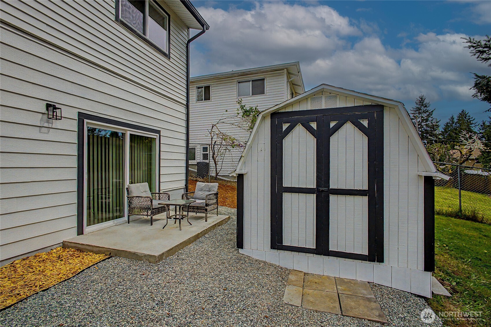 24717 S 35th Avenue , Kent, WA 98032