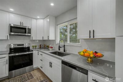 24717 S 35th Avenue , Kent, WA 98032 - Photo 4