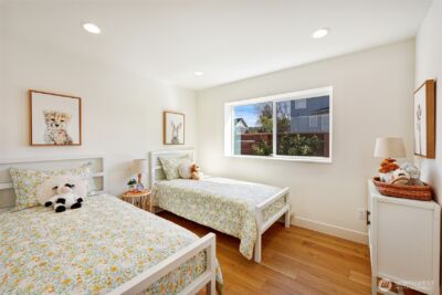 800 32nd Avenue , Seattle, WA 98122 - Photo 25