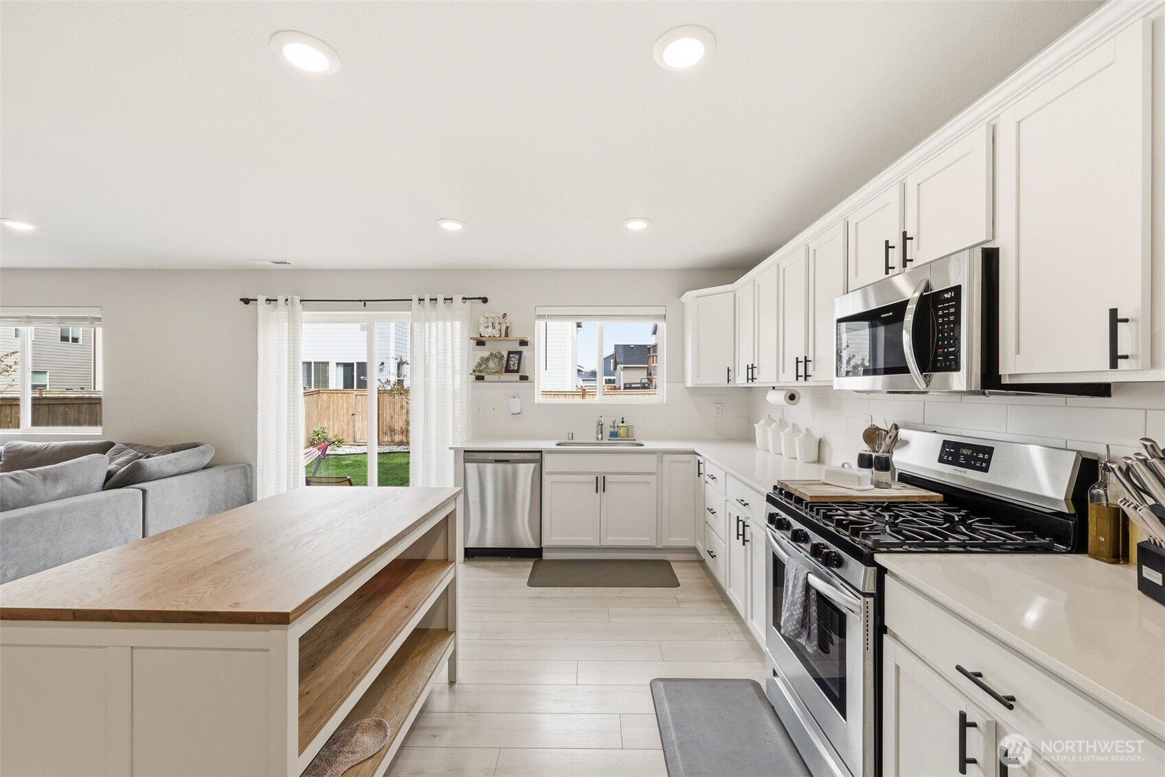 19805 136th Avenue E, Graham, WA 98338