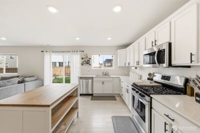 19805 136th Avenue E, Graham, WA 98338 - Photo 10