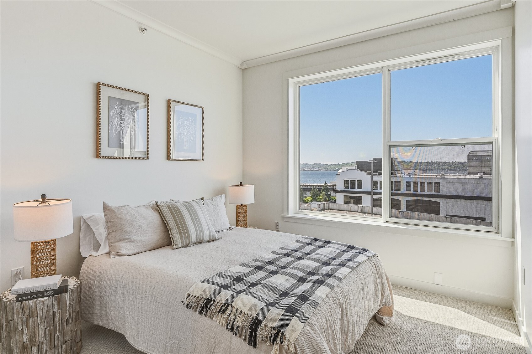 2607 Western Avenue #552, Seattle, WA 98121