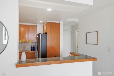 2607 Western Avenue #552, Seattle, WA 98121 - Photo 15