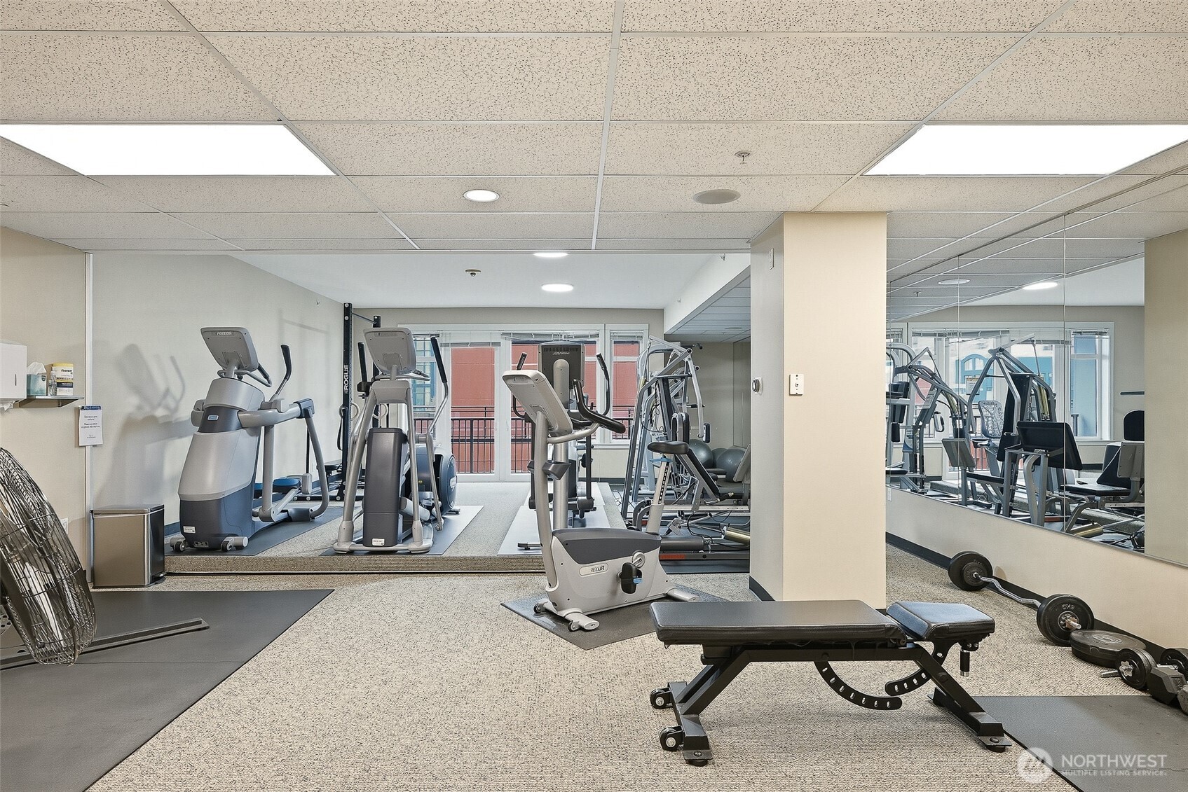 2607 Western Avenue #552, Seattle, WA 98121