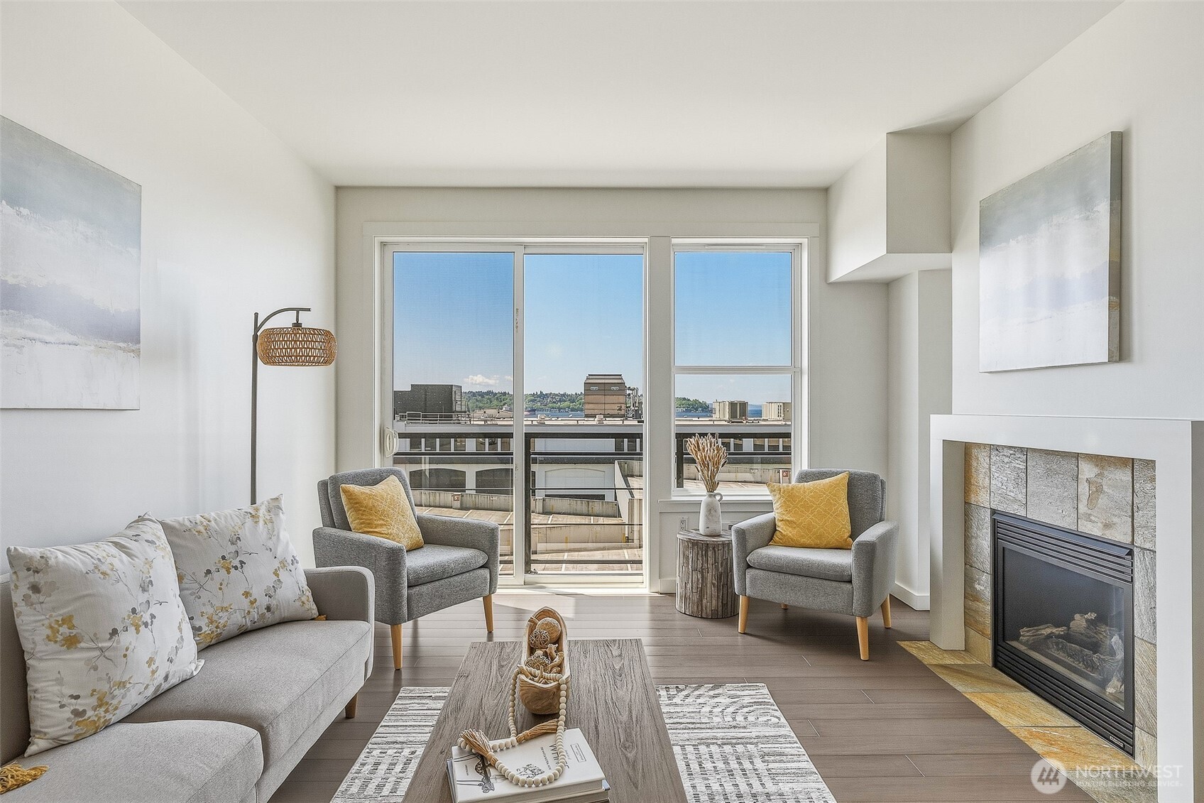 2607 Western Avenue #552, Seattle, WA 98121