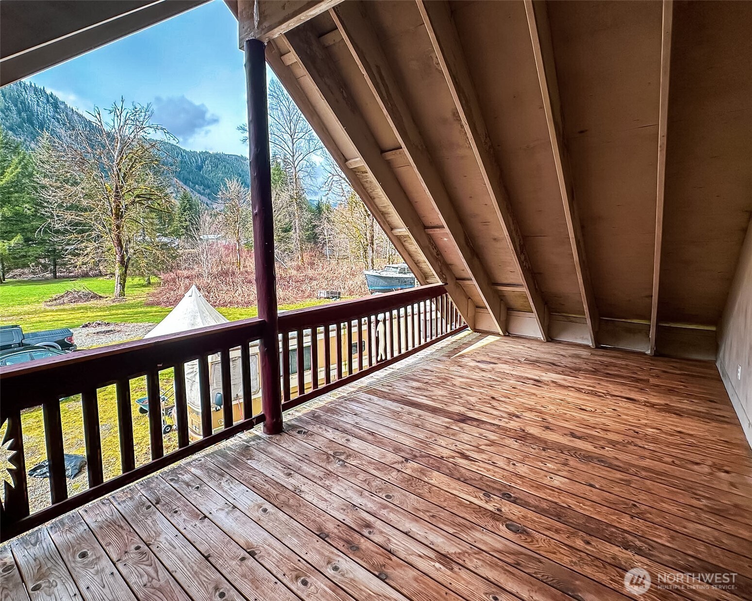 132 Findley Road , Morton, WA 98356