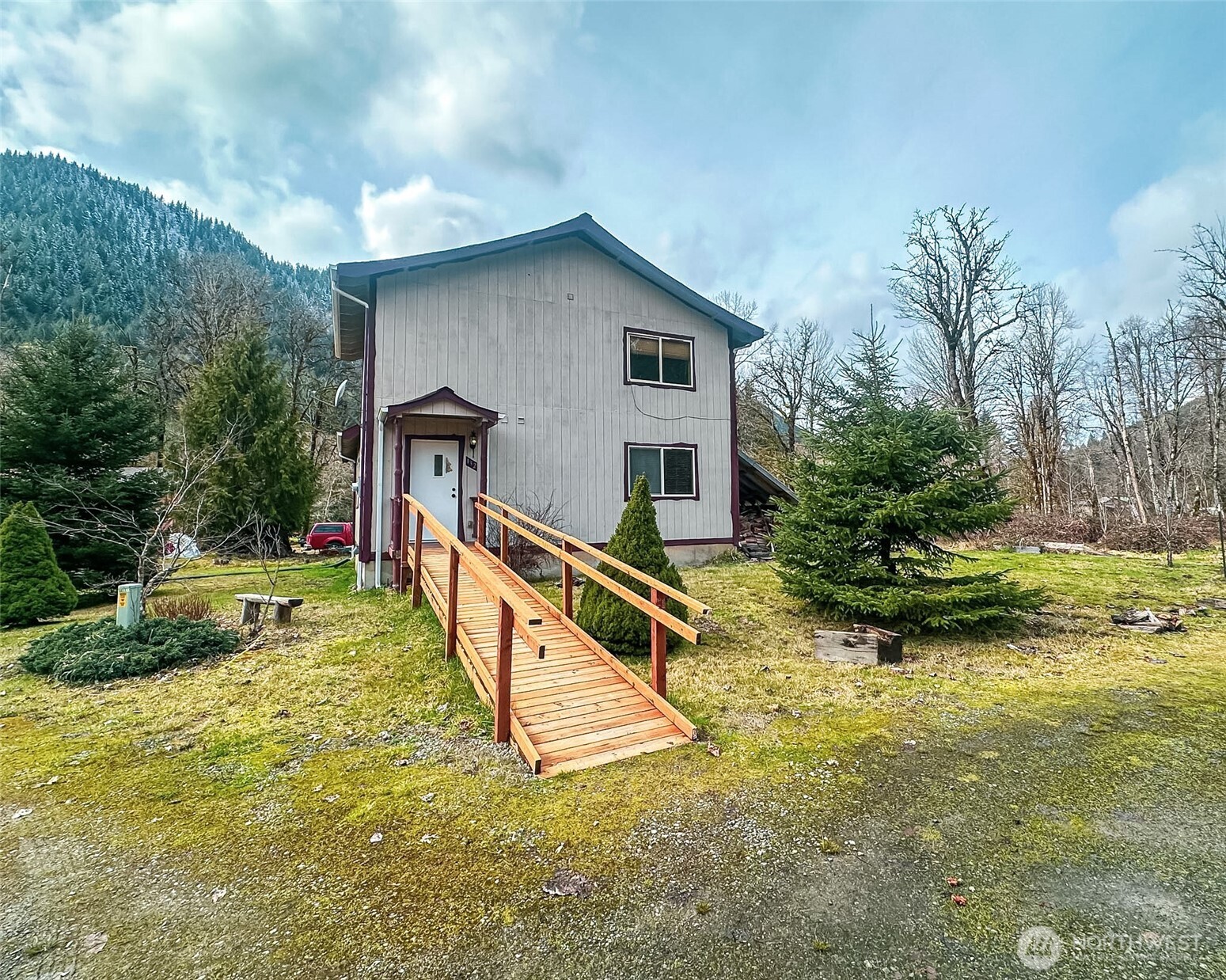 132 Findley Road , Morton, WA 98356
