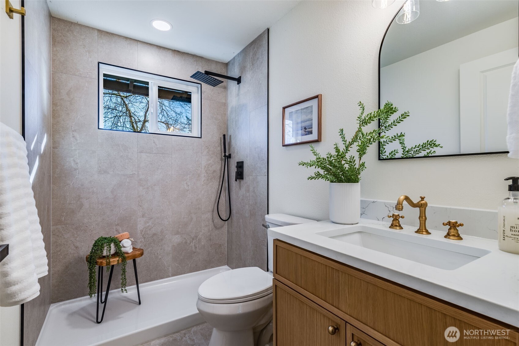 34020 39th Avenue S, Auburn, WA 98001-9581