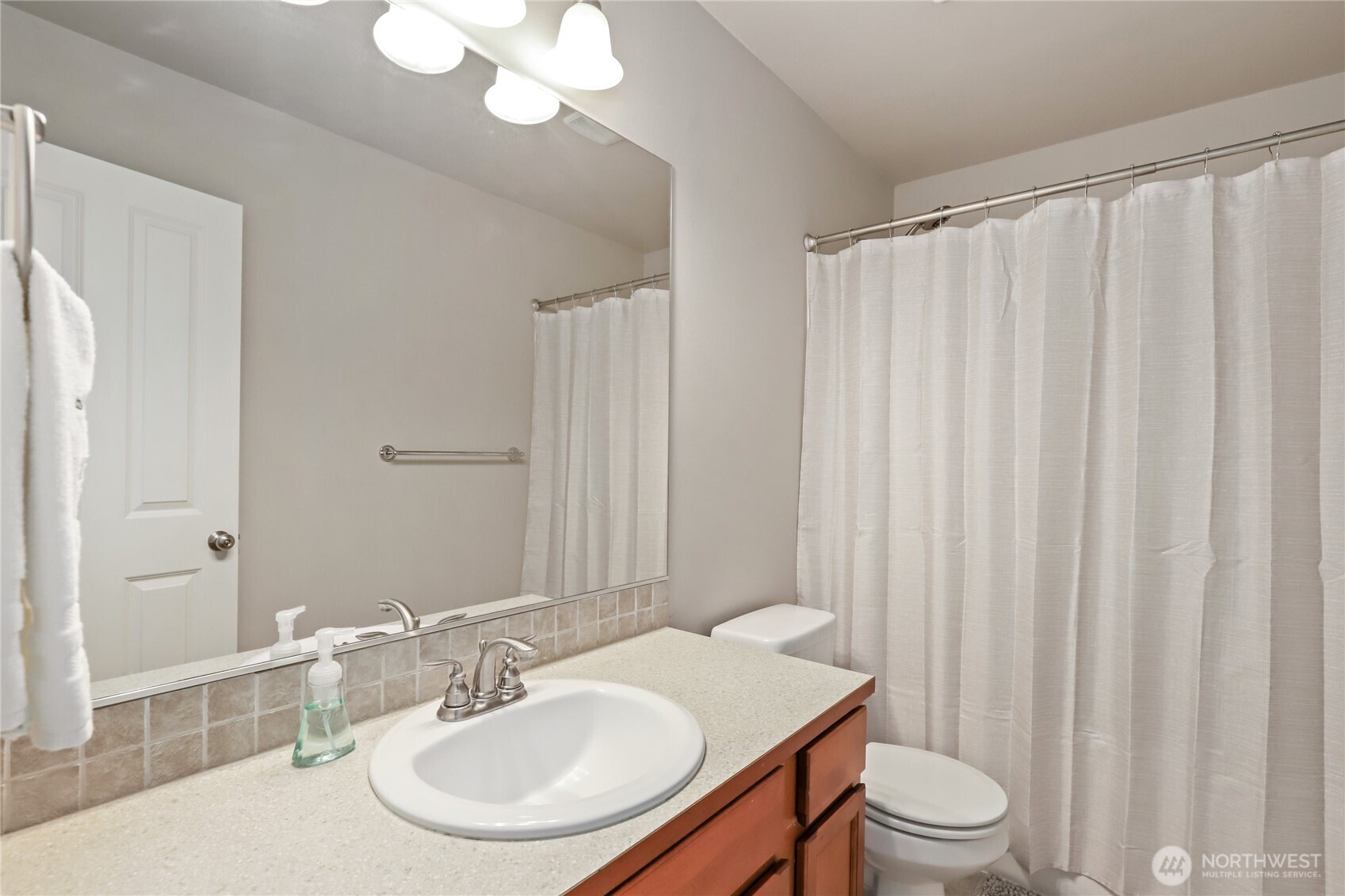 6366 Juanita Circle NE, Bremerton, WA 98311