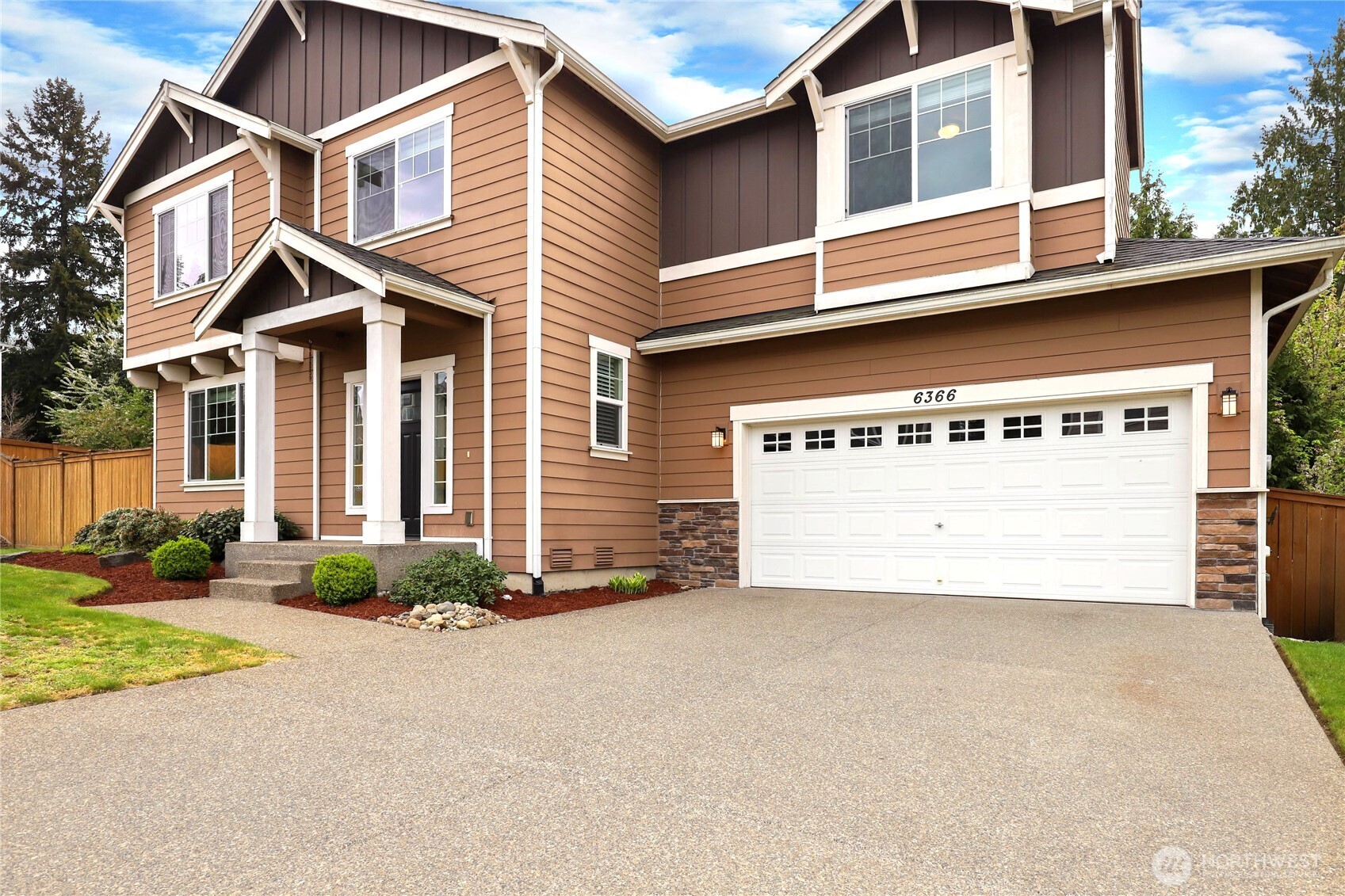6366 Juanita Circle NE, Bremerton, WA 98311