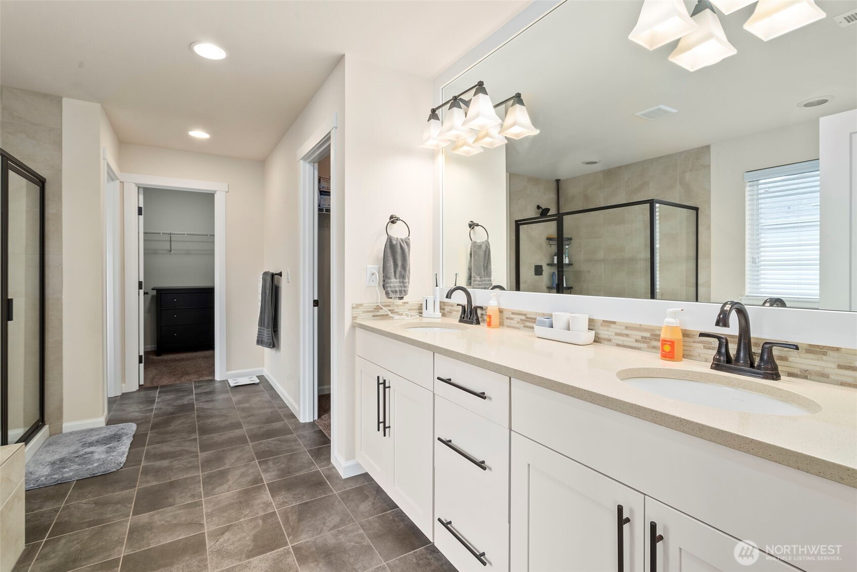 13801 62nd Avenue Ct E, Puyallup, WA 98373