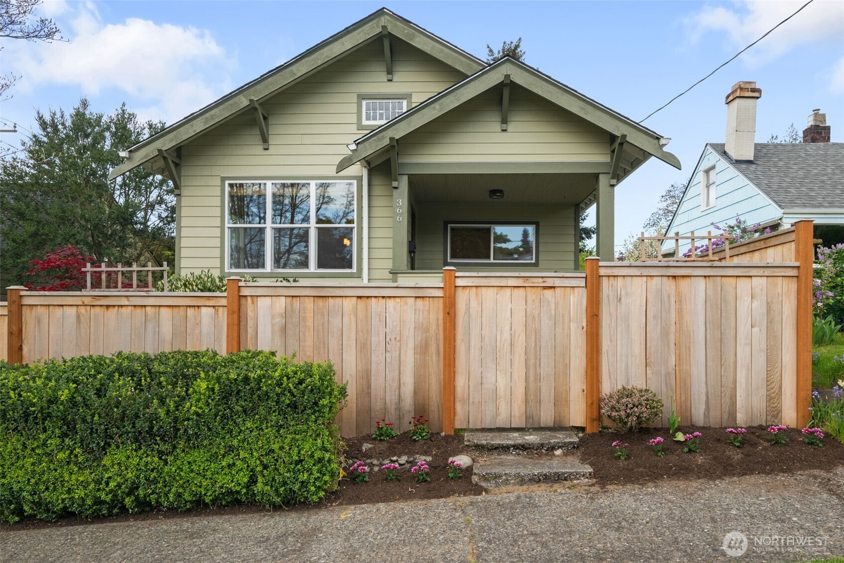 366 NW 47th Street , Seattle, WA 98107