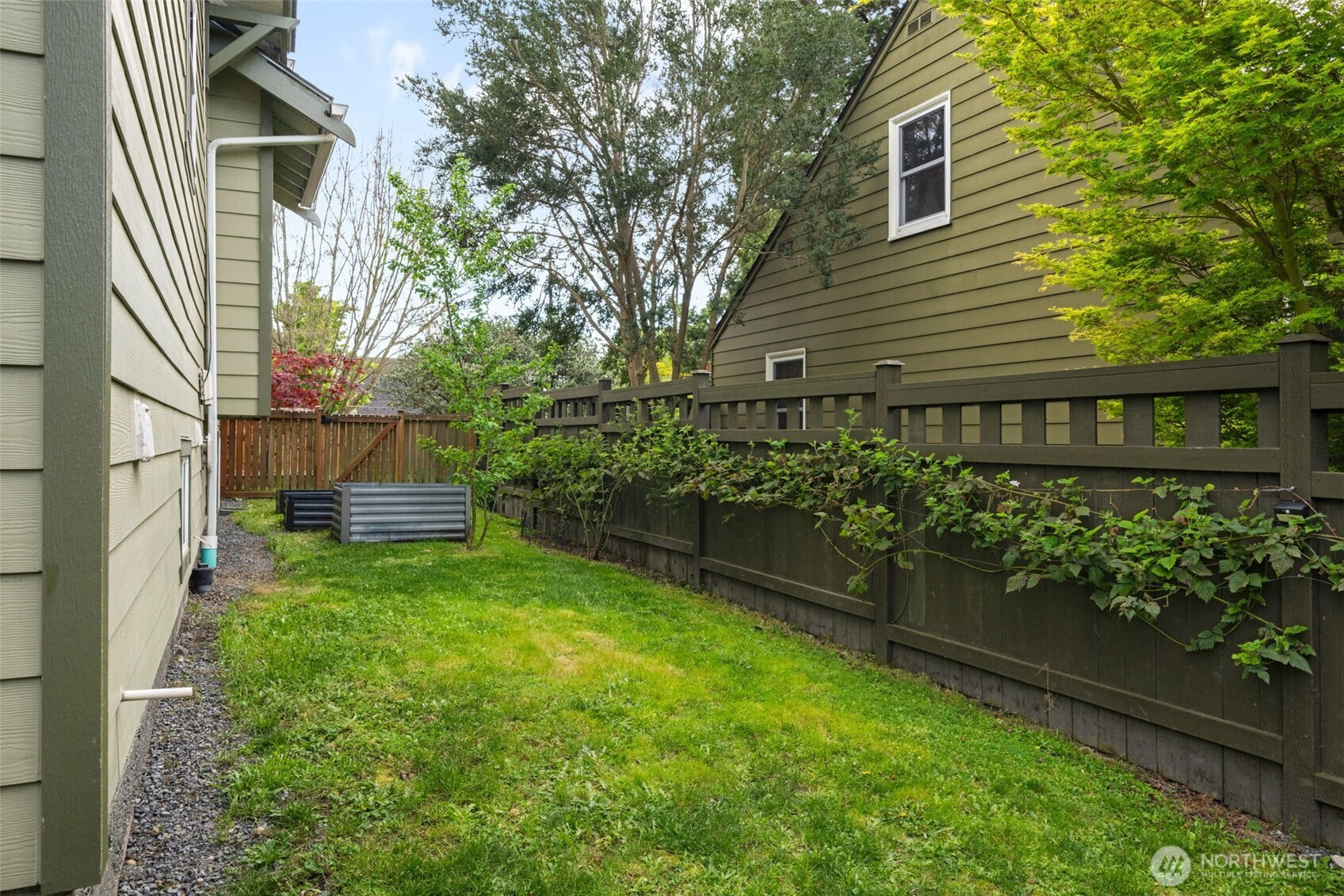 366 NW 47th Street , Seattle, WA 98107