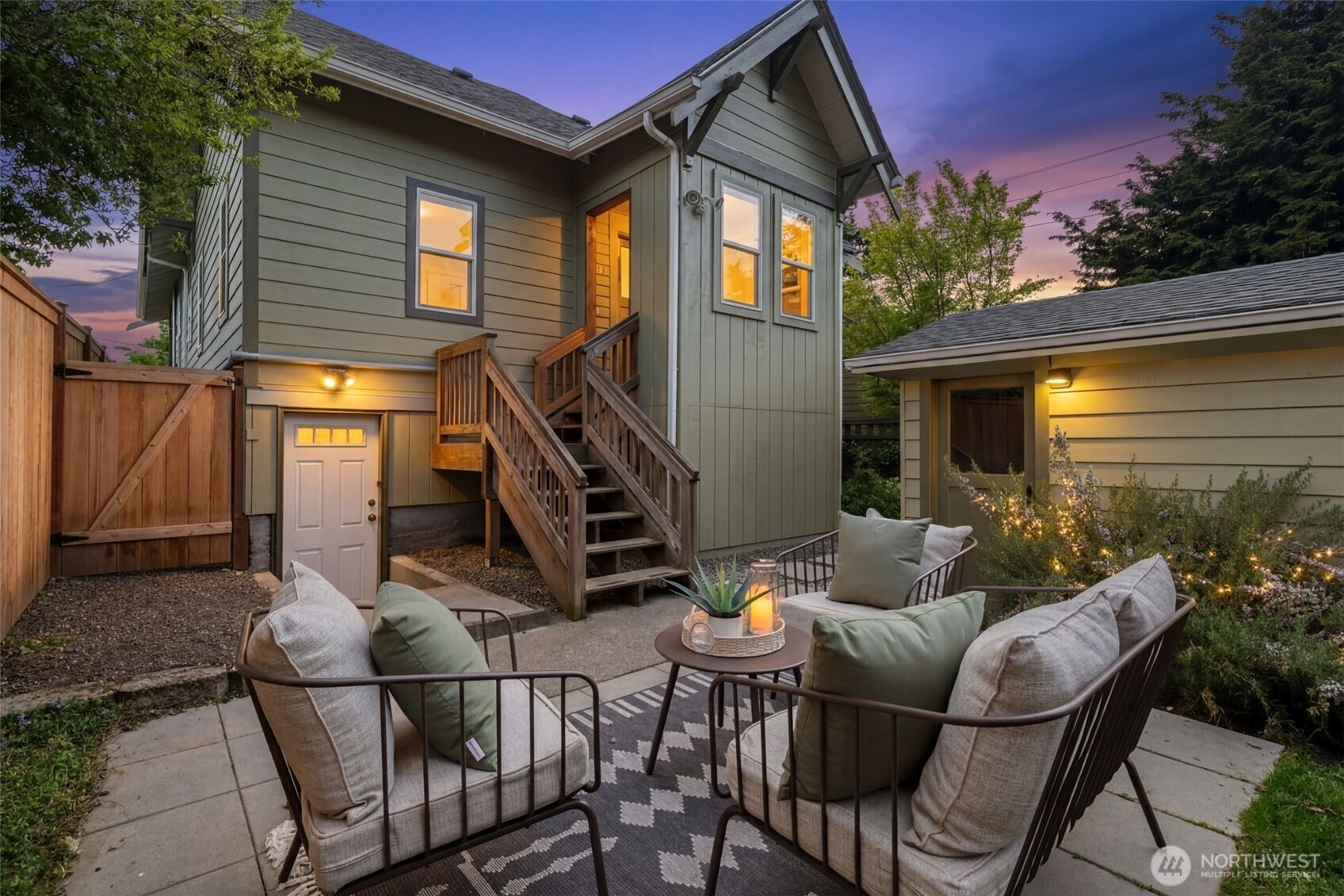 366 NW 47th Street , Seattle, WA 98107