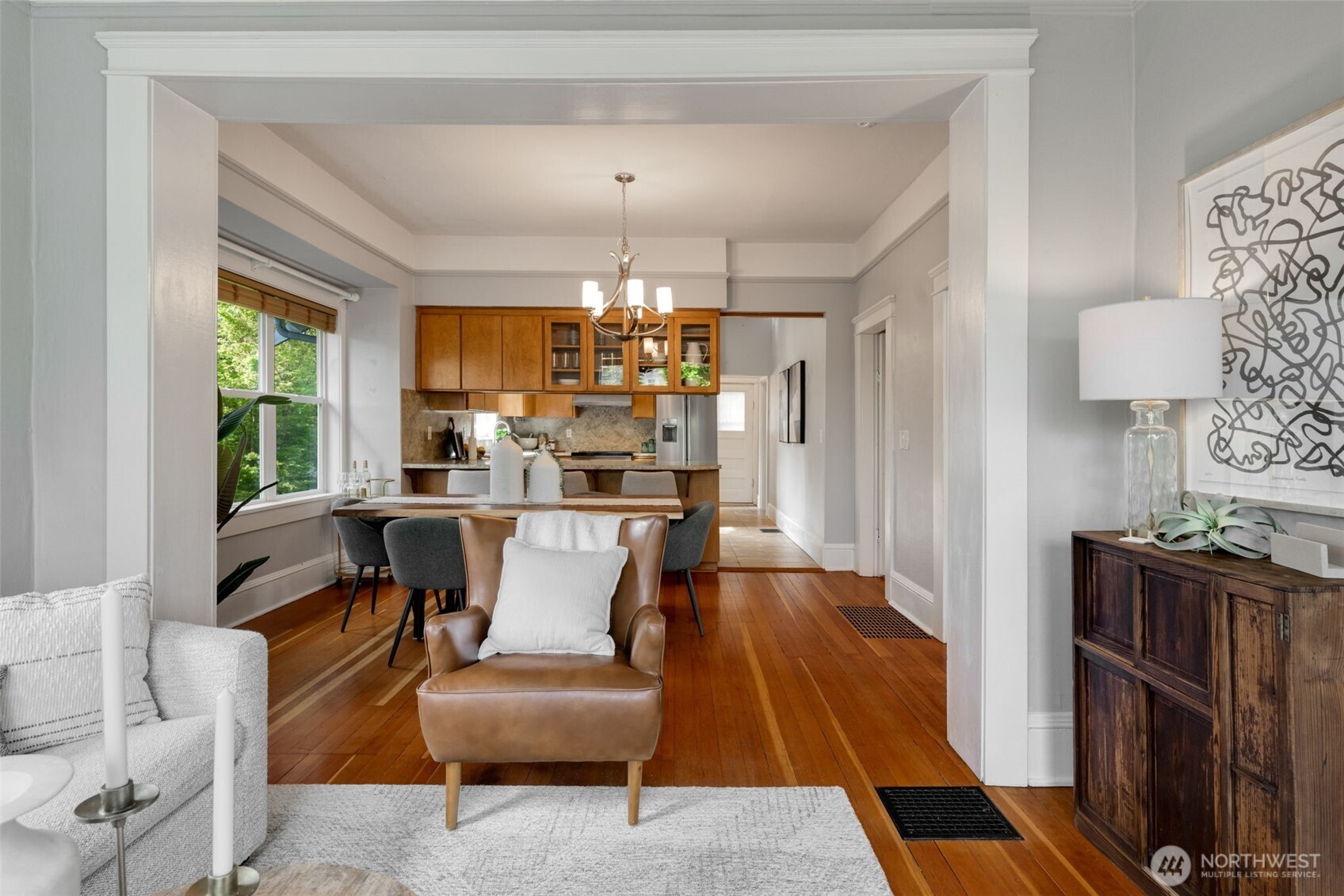 366 NW 47th Street , Seattle, WA 98107