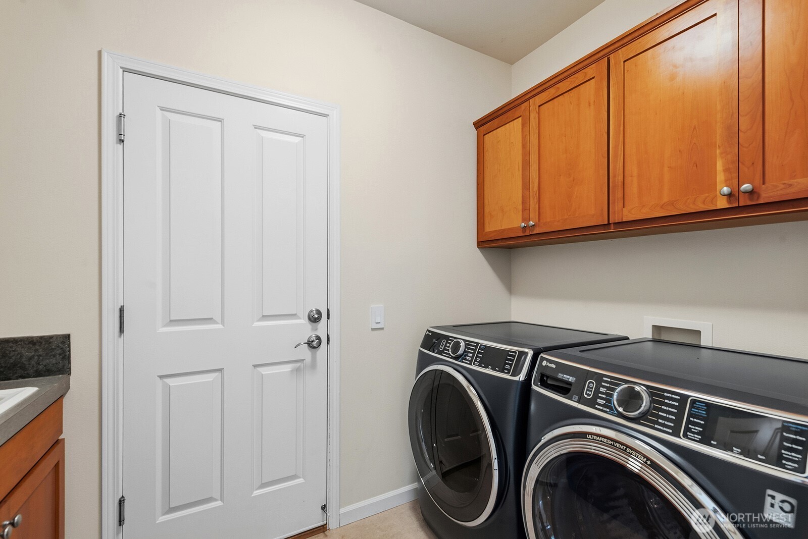 6323 NE 130th Place , Kirkland, WA 98034