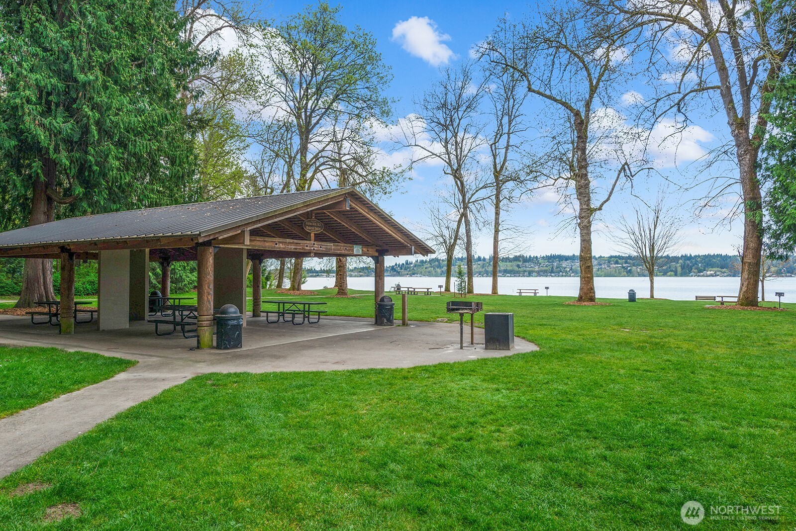6323 NE 130th Place , Kirkland, WA 98034