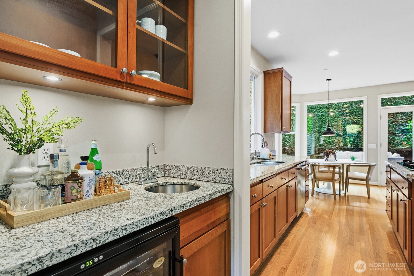 6323 NE 130th Place , Kirkland, WA 98034