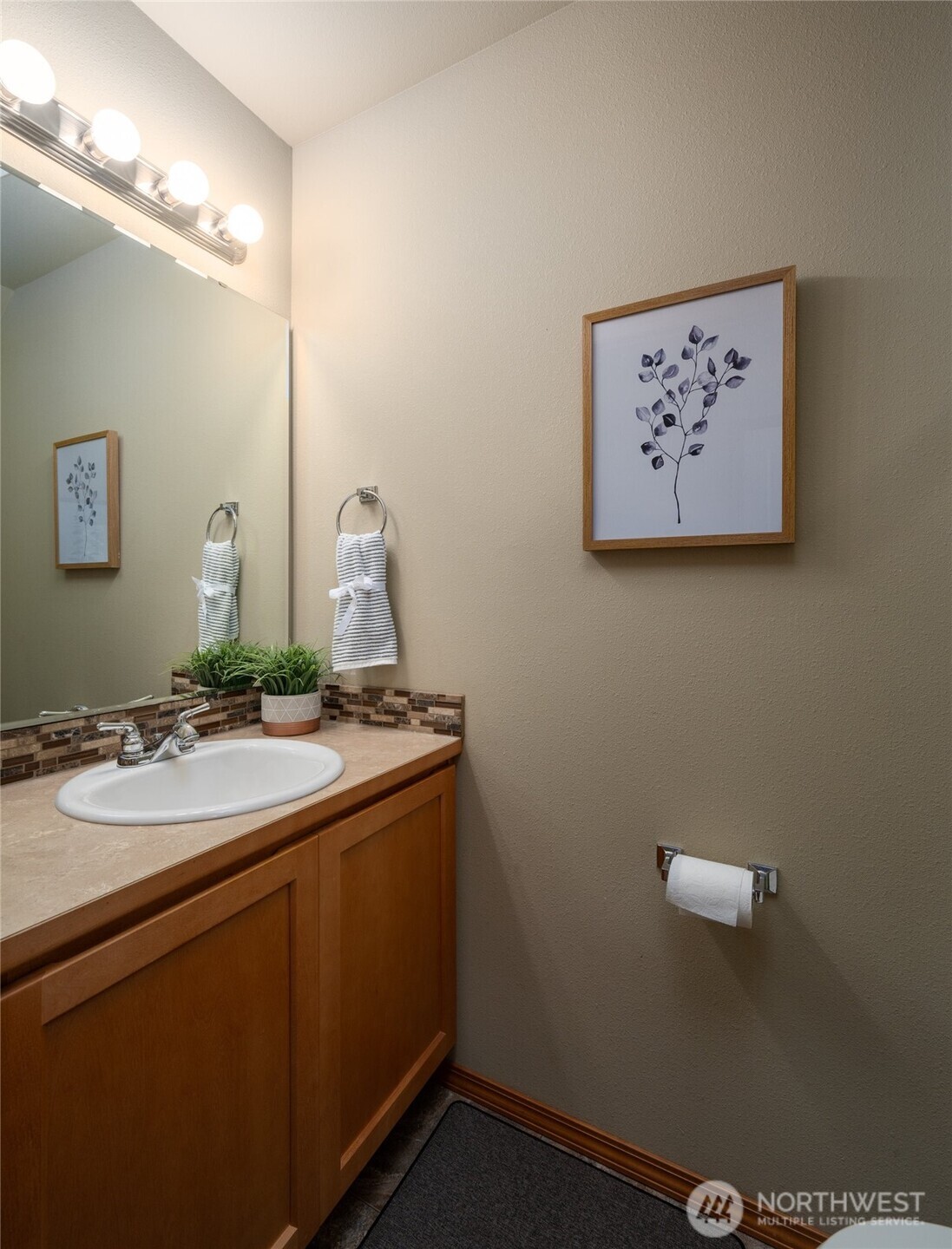 176 N Township Street , Sedro Woolley, WA 98284