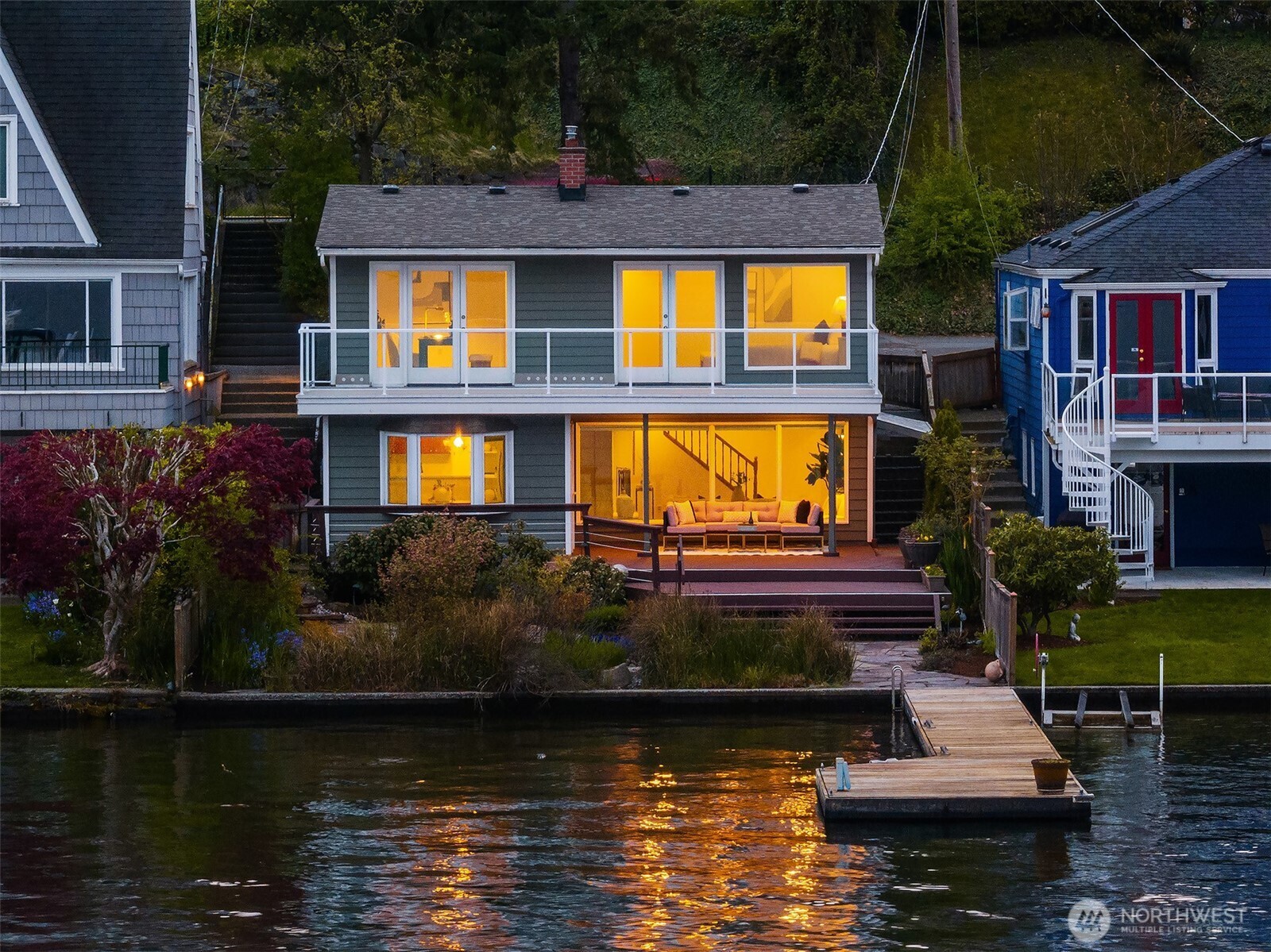10624 Rainier Avenue S, Seattle, WA 98178