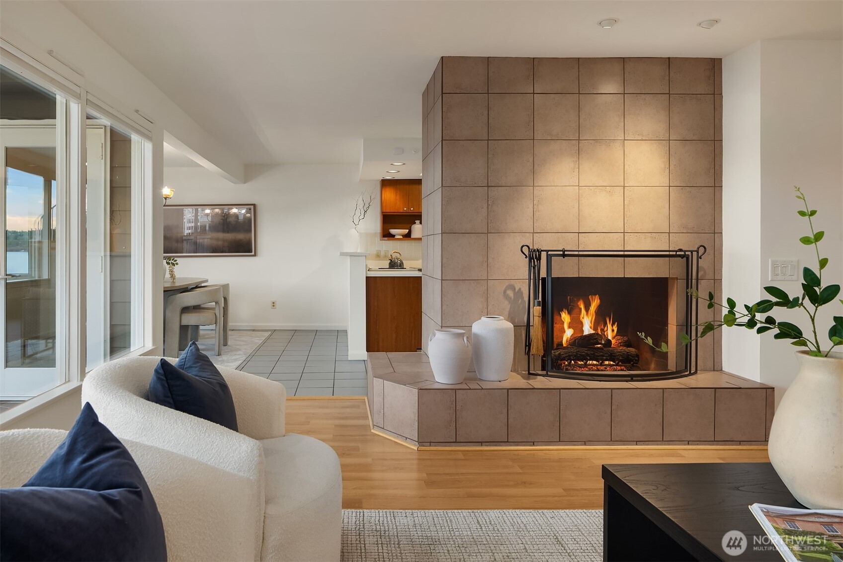10624 Rainier Avenue S, Seattle, WA 98178