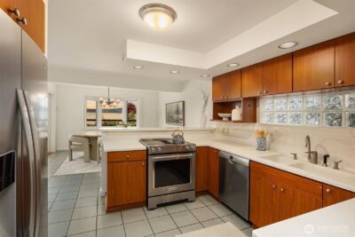 10624 Rainier Avenue S, Seattle, WA 98178 - Photo 10