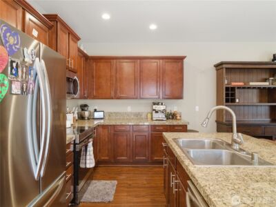 15409 79th Avenue E, Puyallup, WA 98375 - Photo 13