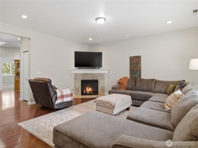 15409 79th Avenue E, Puyallup, WA 98375 - Photo 7