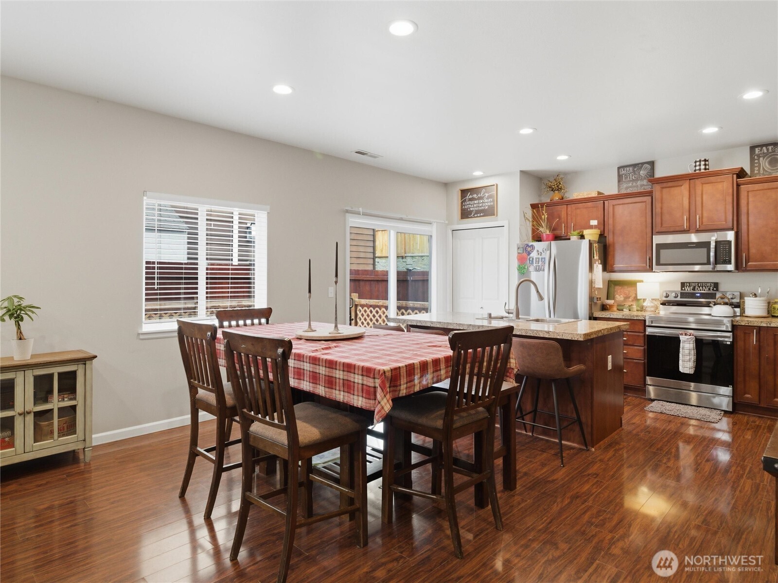 15409 79th Avenue E, Puyallup, WA 98375