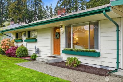 3507 NE 8th Street , Renton, WA 98056 - Photo 2