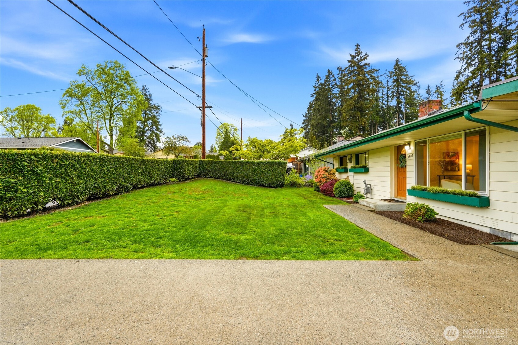 3507 NE 8th Street , Renton, WA 98056