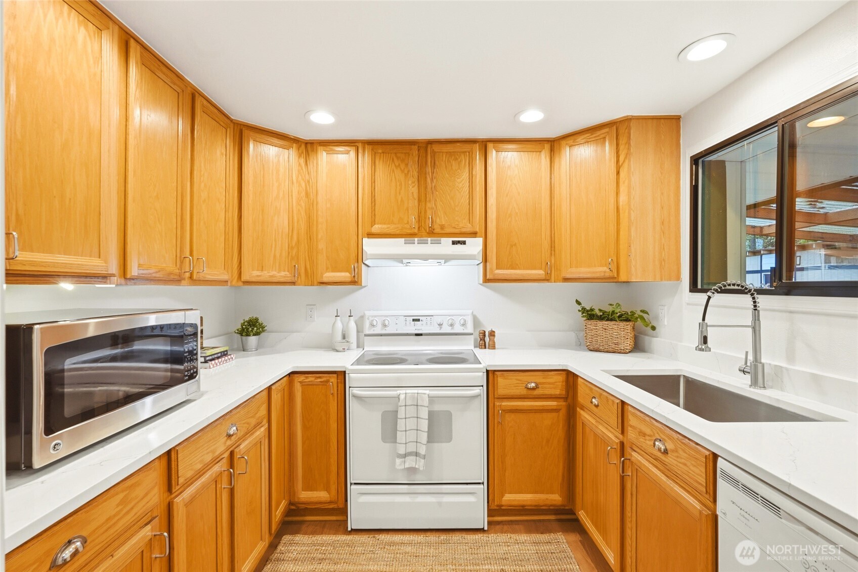 3507 NE 8th Street , Renton, WA 98056