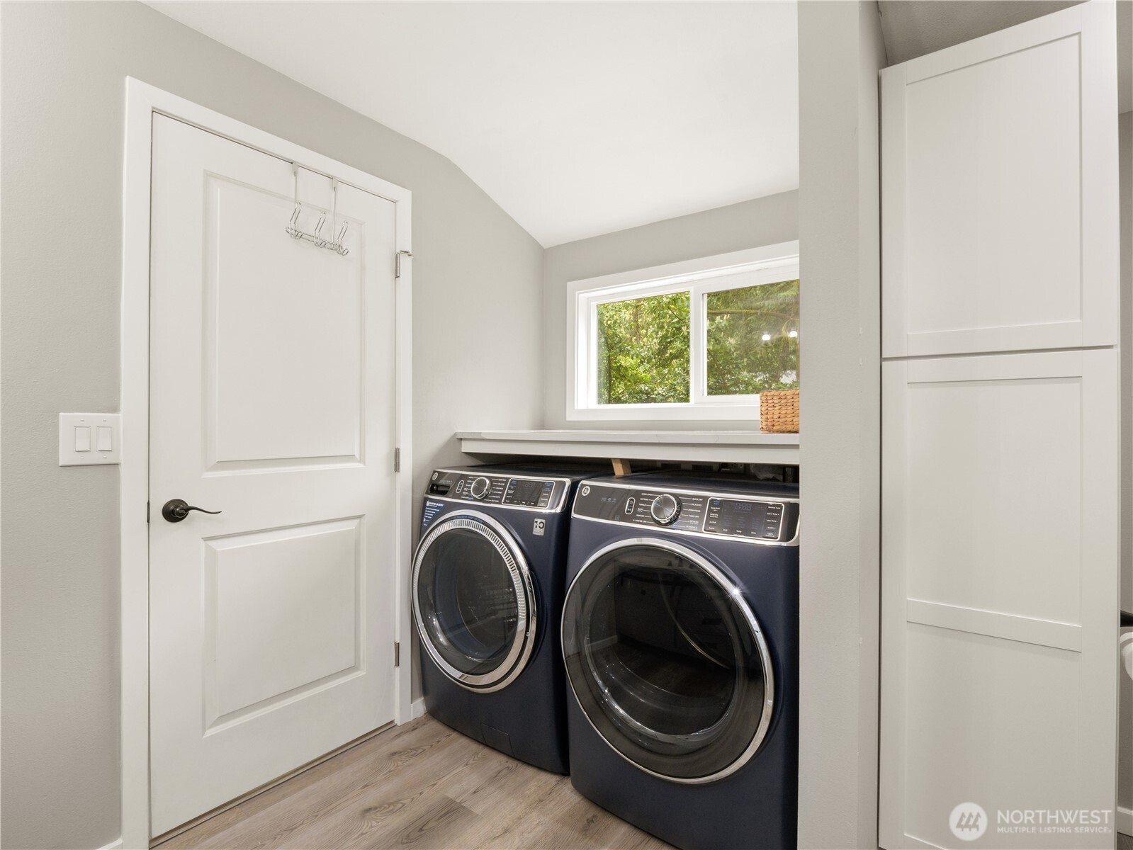 15245 260th Avenue SE, Issaquah, WA 98027