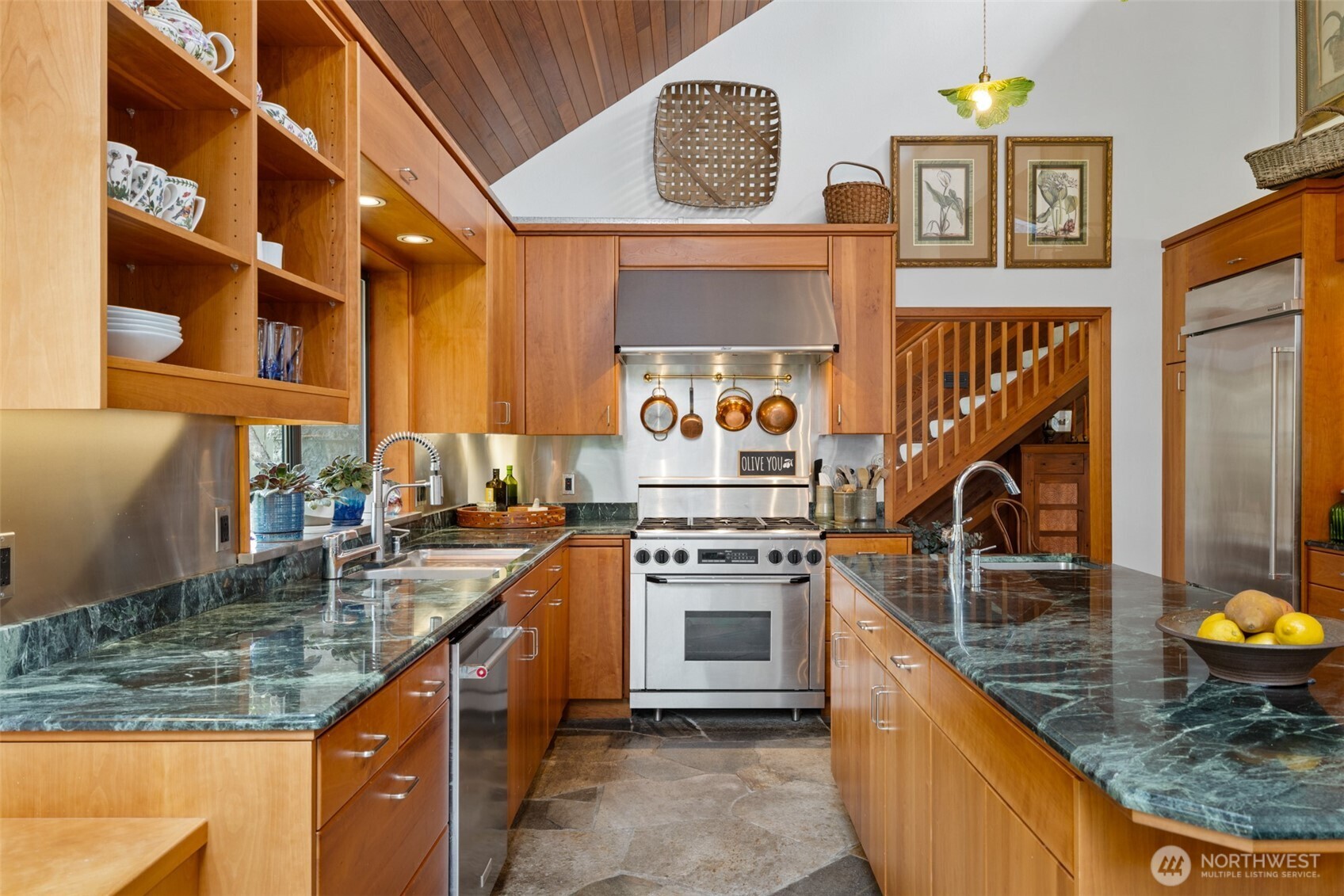 121 Fairway Place , Sequim, WA 98382