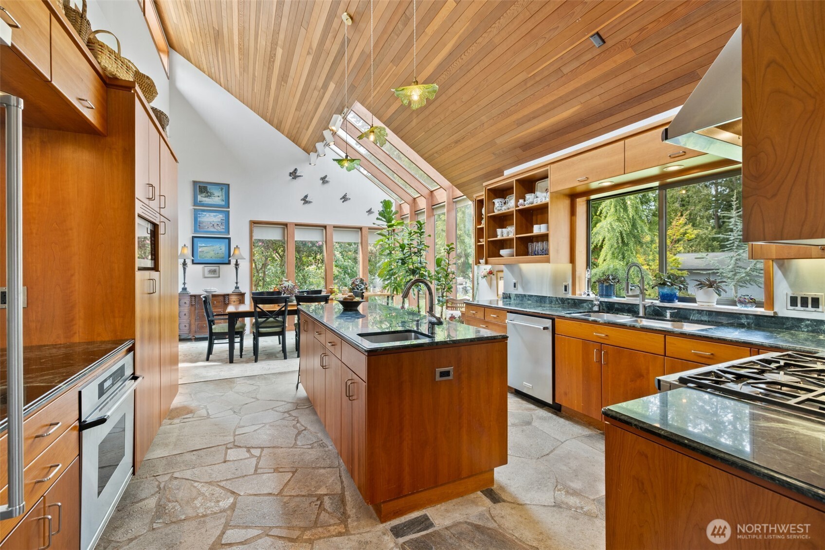 121 Fairway Place , Sequim, WA 98382