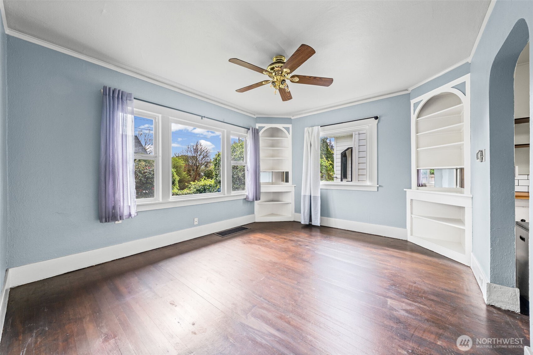 616 S Adams , Tacoma, WA 98405