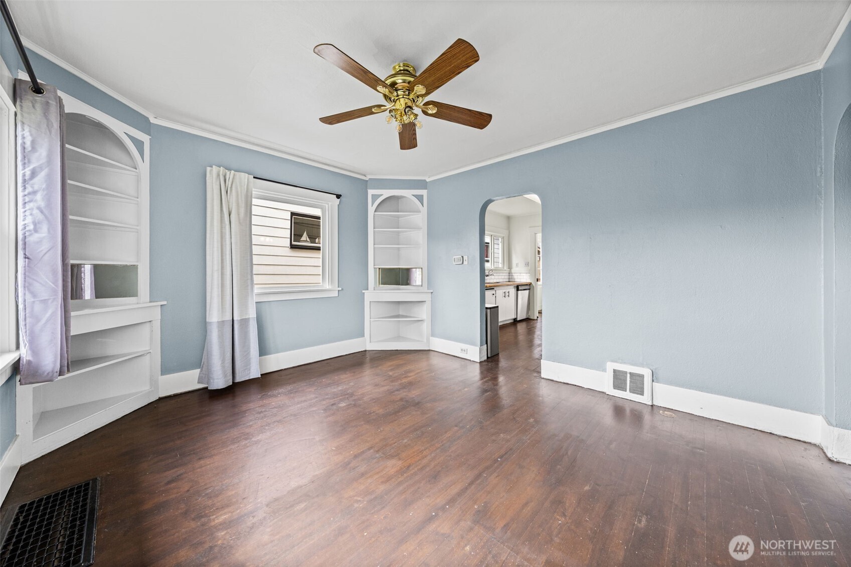 616 S Adams , Tacoma, WA 98405