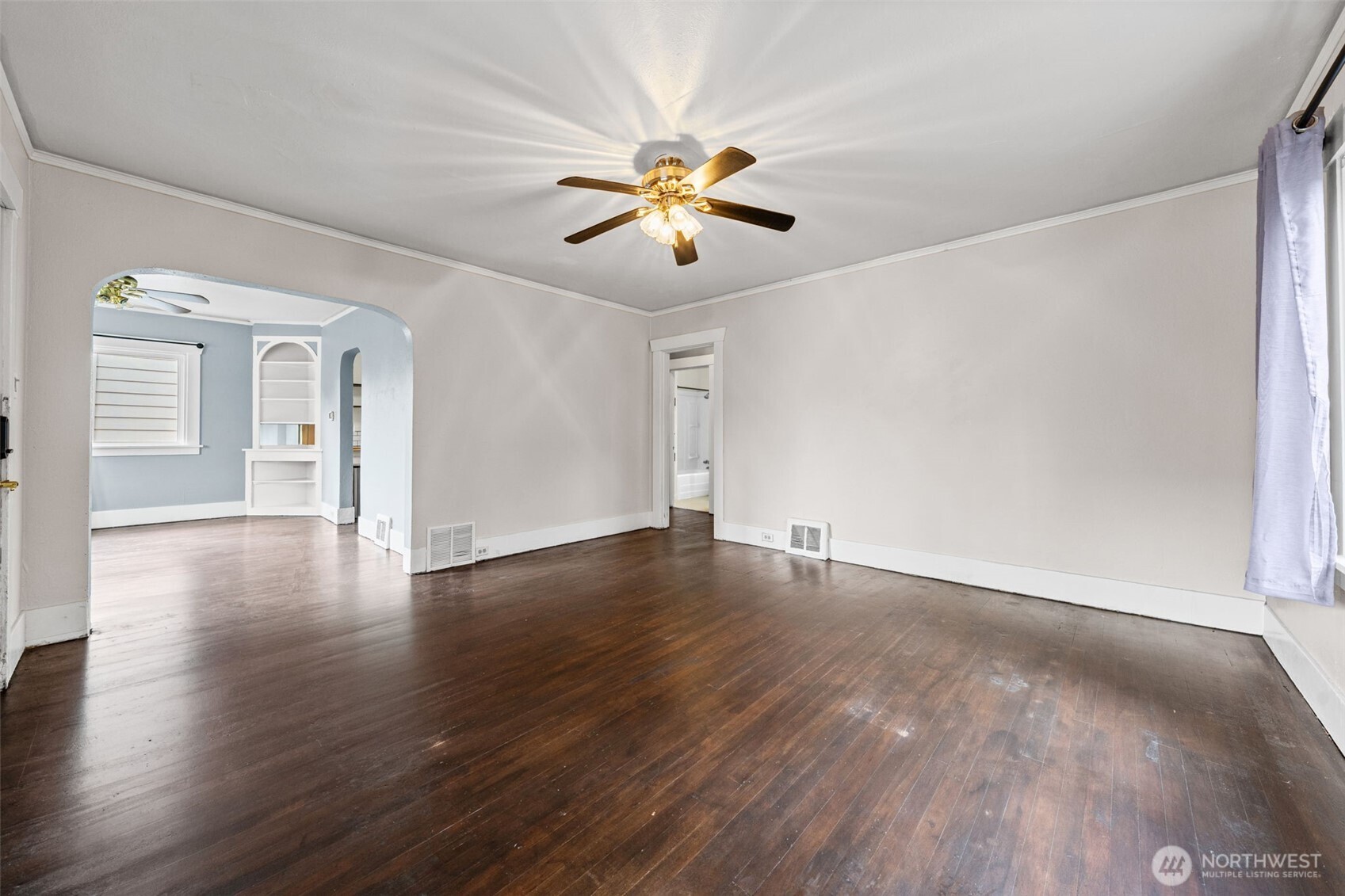 616 S Adams , Tacoma, WA 98405