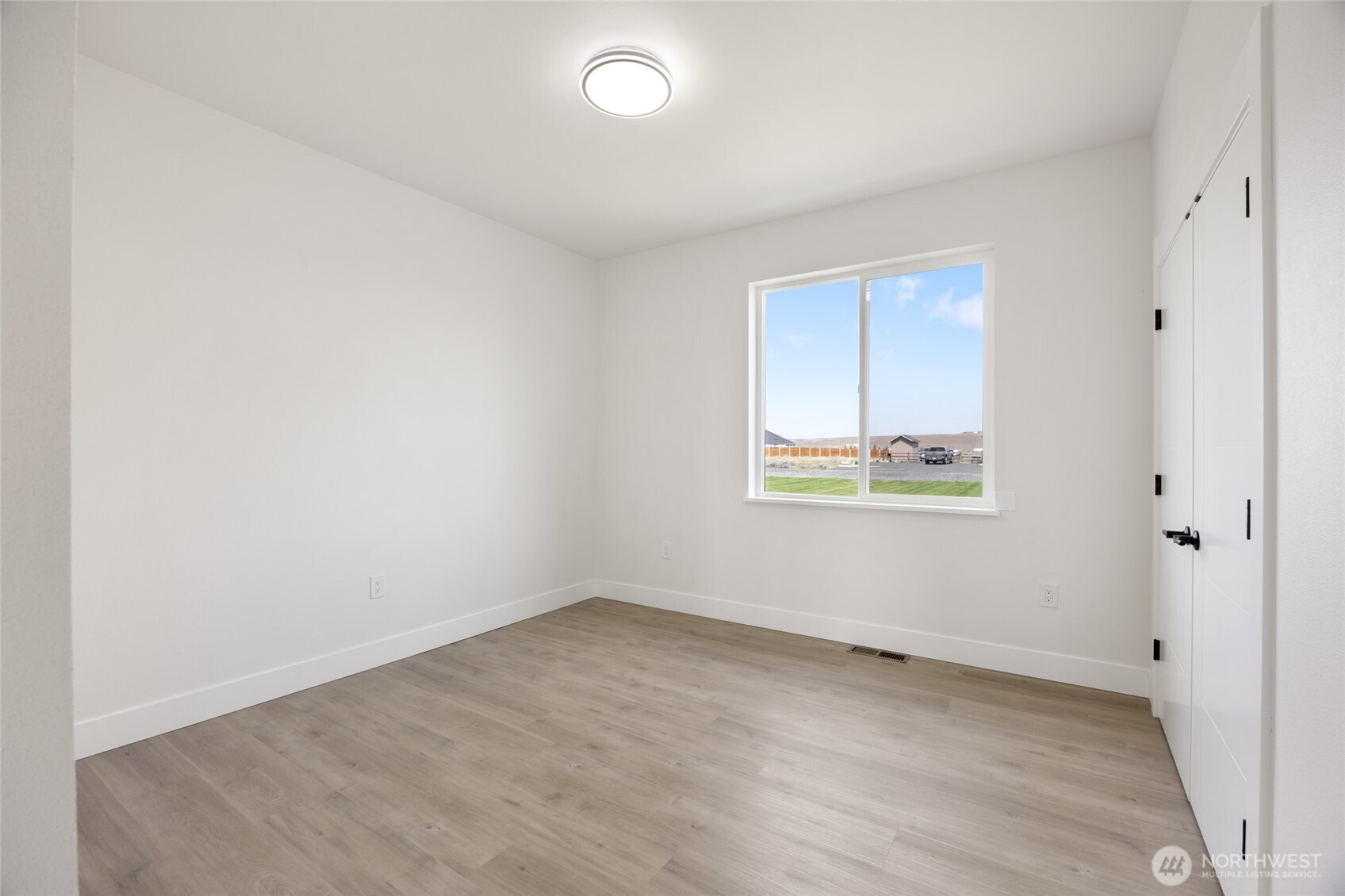 5093 Road 7.3 NE, Moses Lake, WA 98837