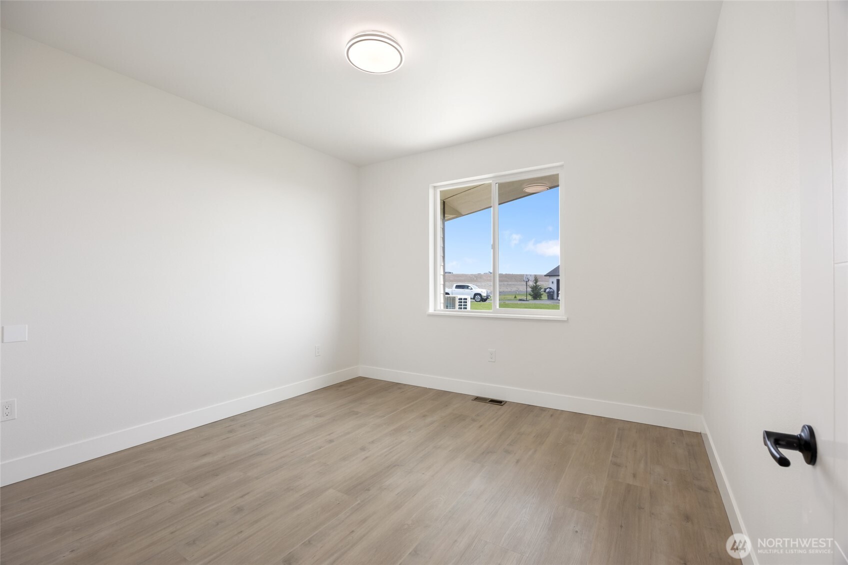 5093 Road 7.3 NE, Moses Lake, WA 98837