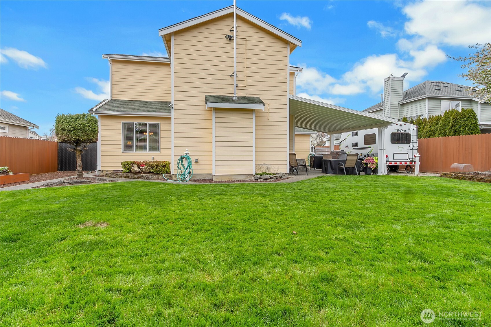 3120 Chelsea Lane , Enumclaw, WA 98022