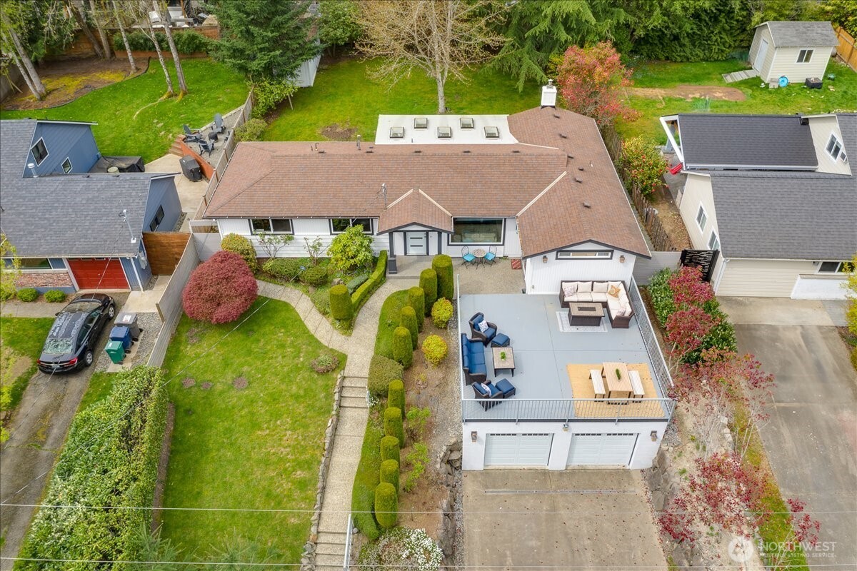 14115 75th Avenue NE, Kirkland, WA 98034