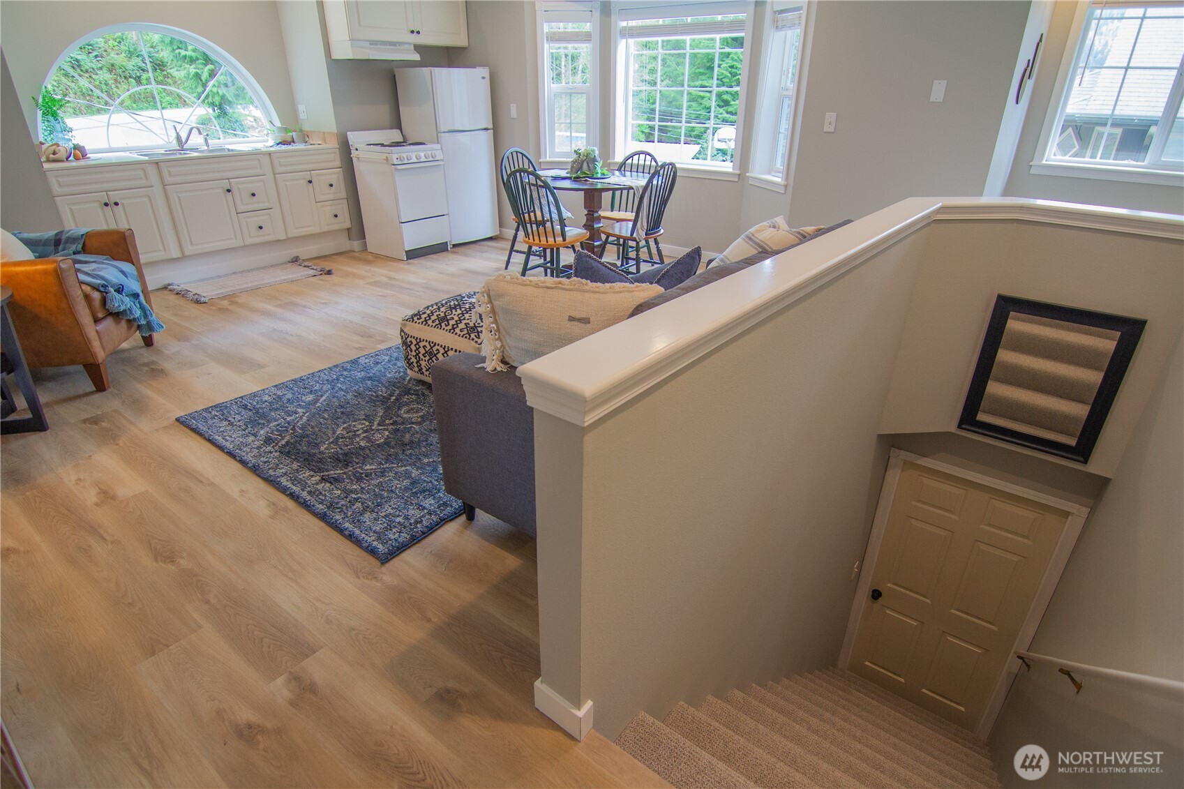 562 W Lake Samish Drive , Bellingham, WA 98229-9369