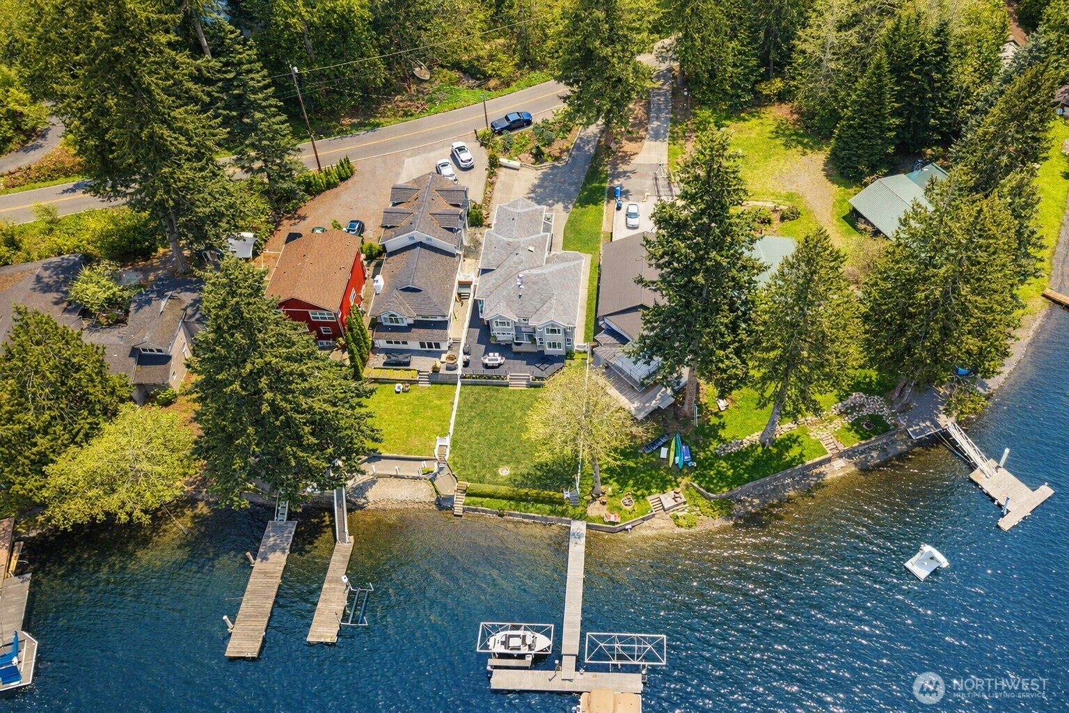 562 W Lake Samish Drive , Bellingham, WA 98229-9369