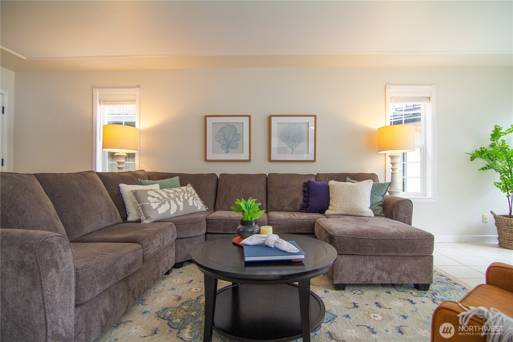 562 W Lake Samish Drive , Bellingham, WA 98229-9369